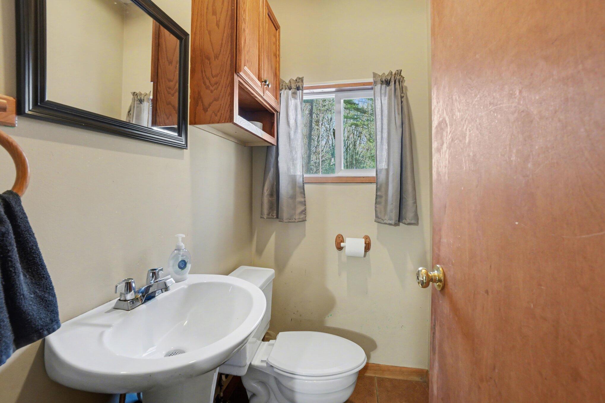 1950 Ora Street Muskegon, MI 49445 - Photo 15 of 28 012_file_1597