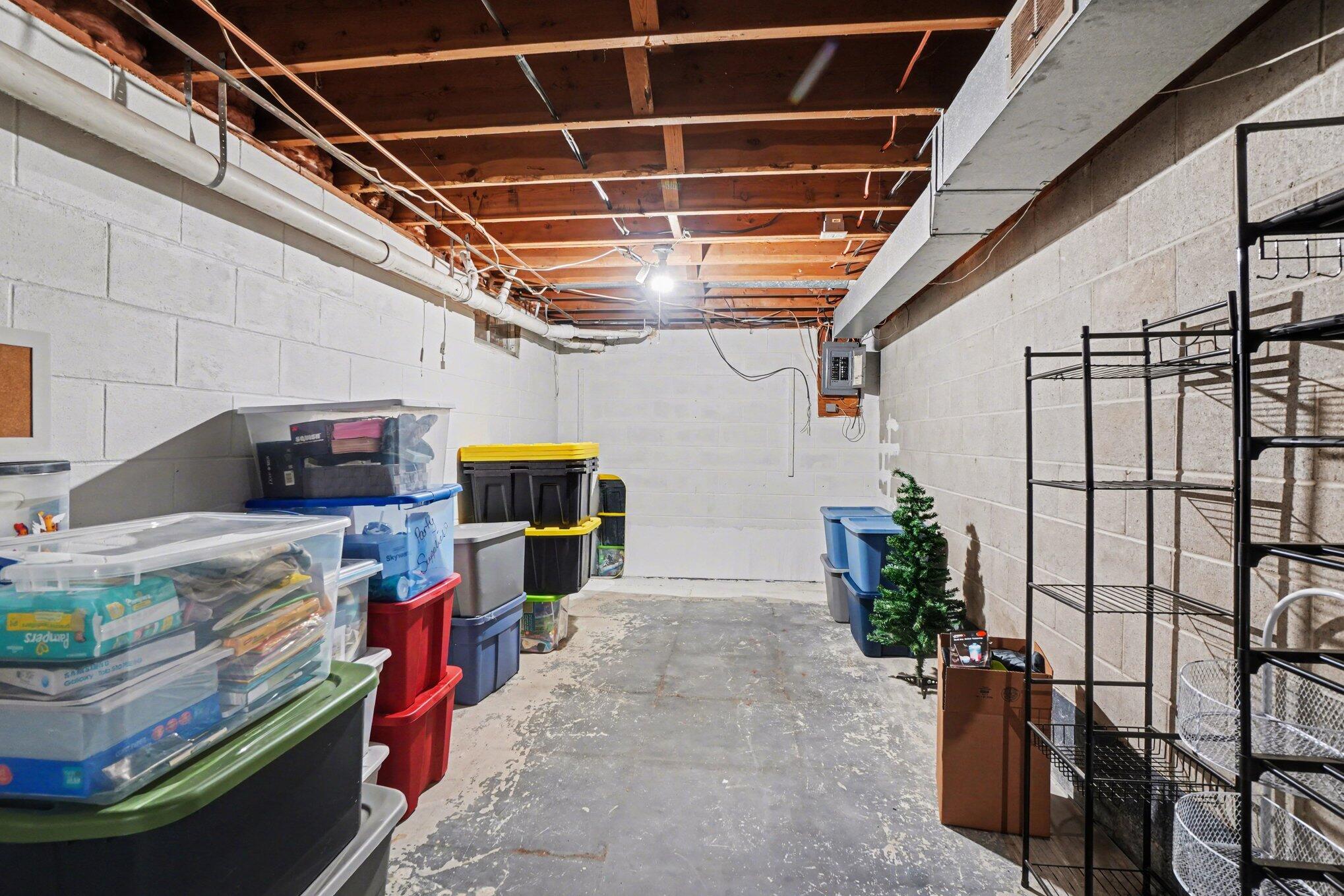 1950 Ora Street Muskegon, MI 49445 - Photo 25 of 28 023_file_1311