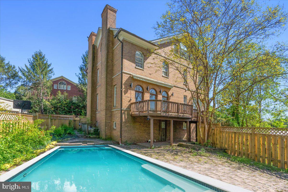 1626 Foxhall Road Northwest Washington, DC 20007 - Photo 22 of 23 Pool