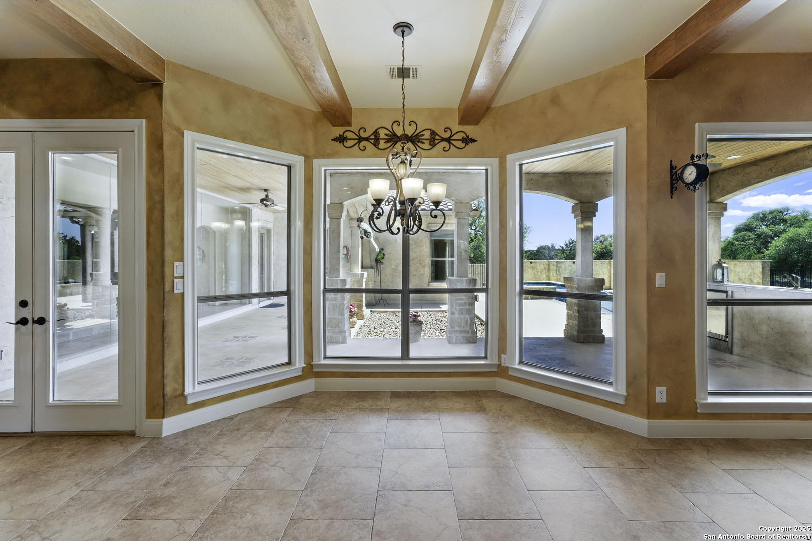 211 Macaw Lane Spring Branch, TX 78070 - Photo 19 of 85