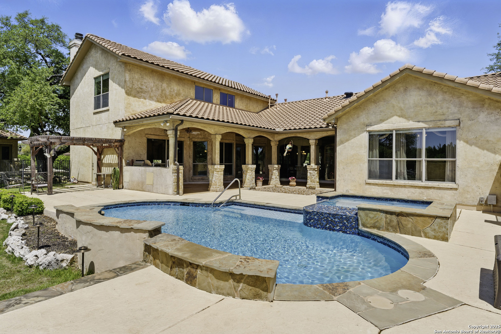 211 Macaw Lane Spring Branch, TX 78070 - Photo 48 of 85 a front view of a house with swimming pool