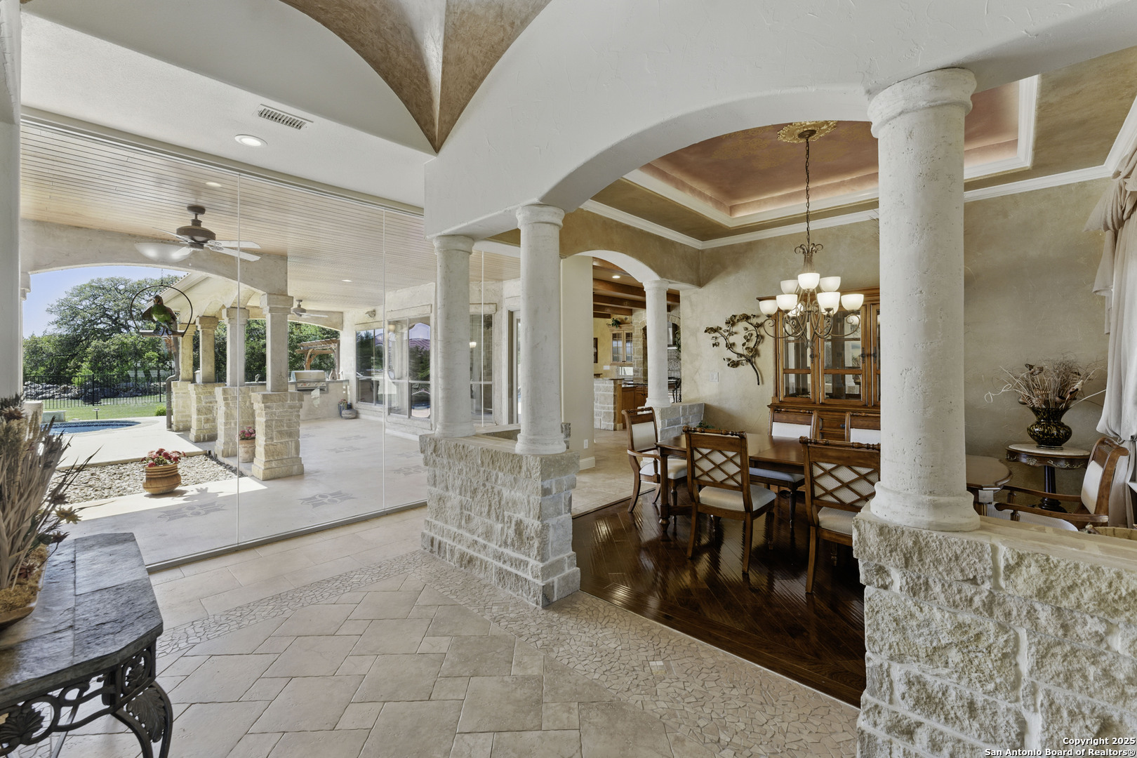 211 Macaw Lane Spring Branch, TX 78070 - Photo 7 of 85