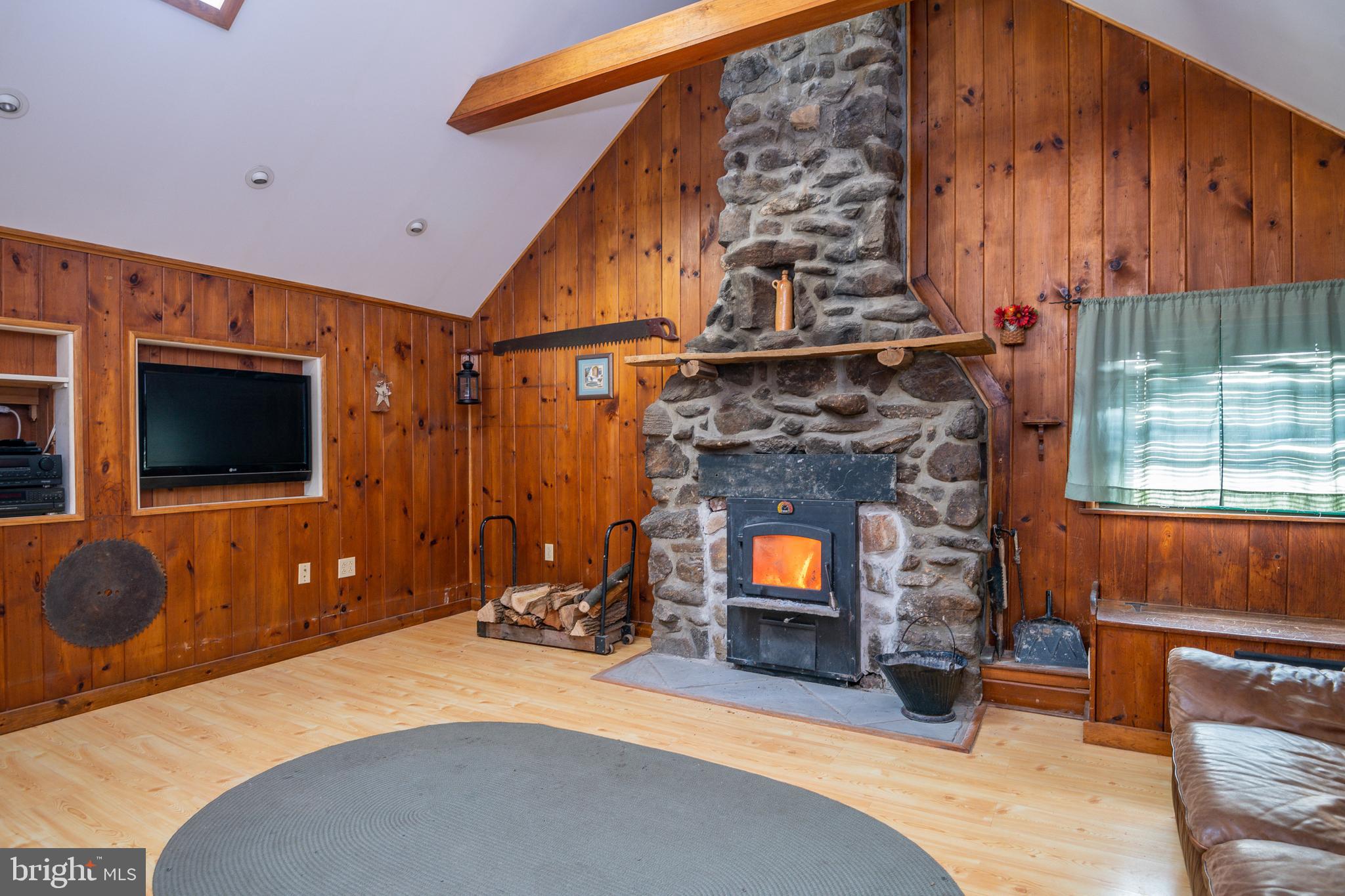 205 Haag Road Reading, PA 19606 - Photo 7 of 21
