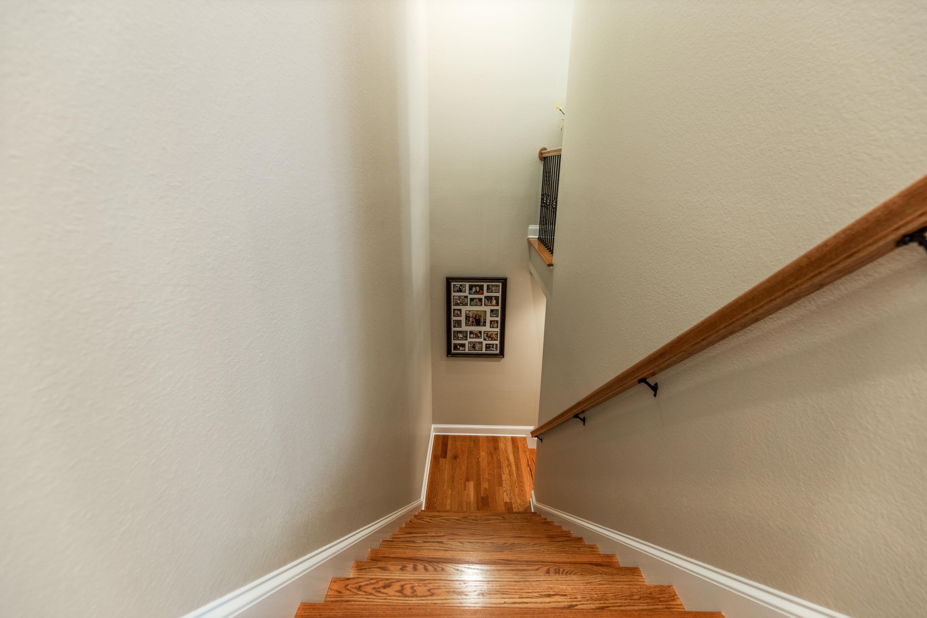 389 River Point Circle Charleston, TN 37310 - Photo 28 of 50 Lower level Stairway