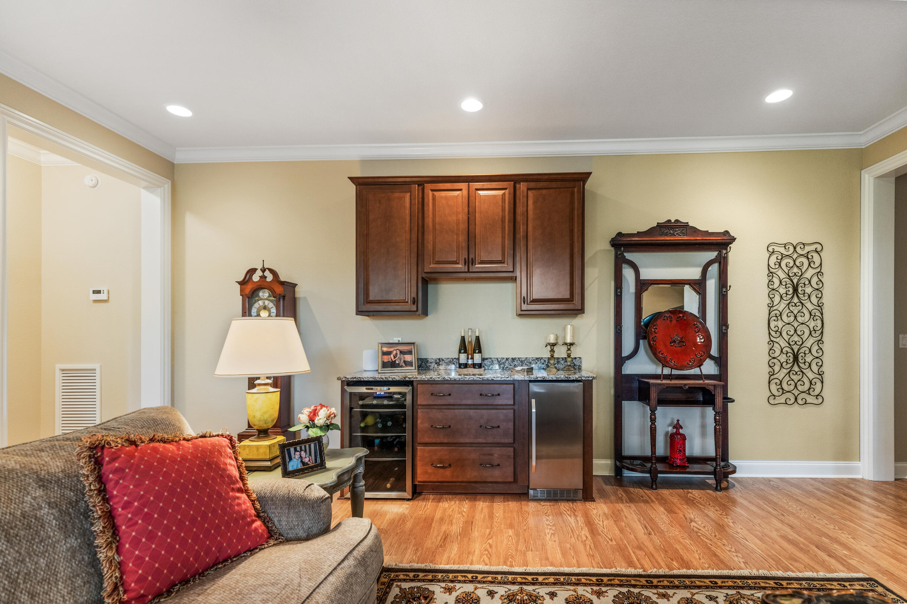389 River Point Circle Charleston, TN 37310 - Photo 30 of 50 Terrace Level Wet Bar
