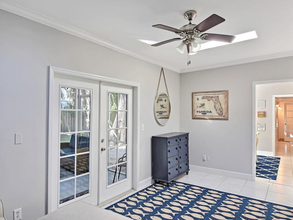 540 Acacia Road Vero Beach, FL 32963 - Photo 5 of 36 Gallery Image 5