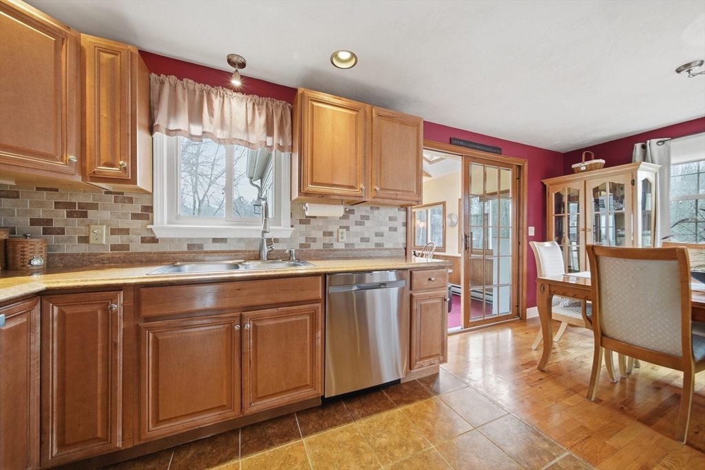 2 Back River Road Amesbury, MA 01913 - Photo 12 of 42