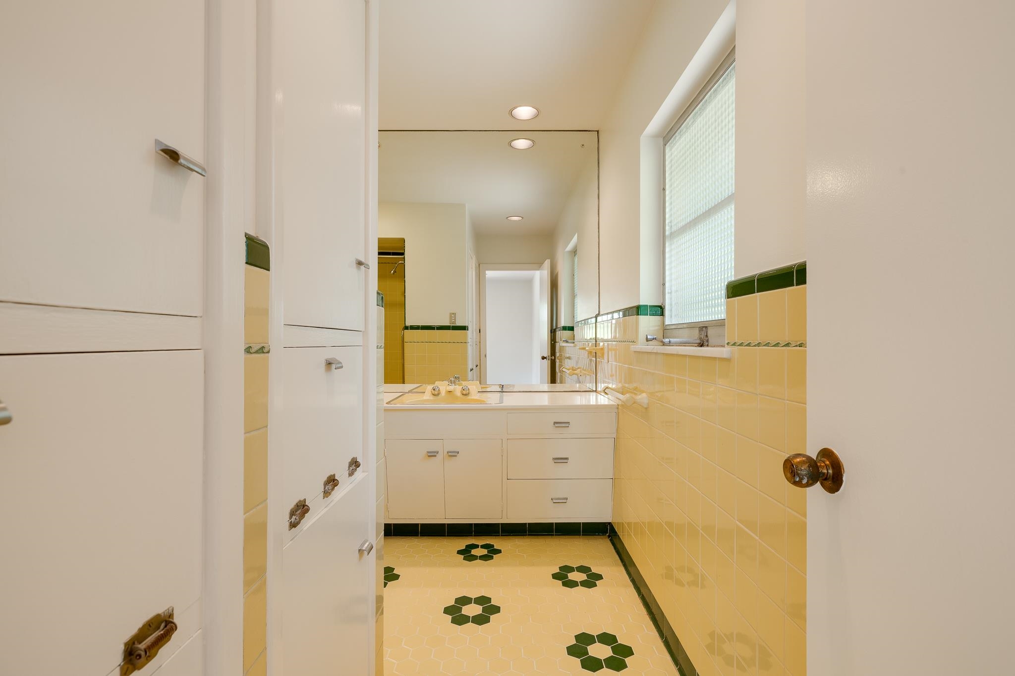 3976 Walnut Grove Road Memphis, TN 38111 - Photo 16 of 21