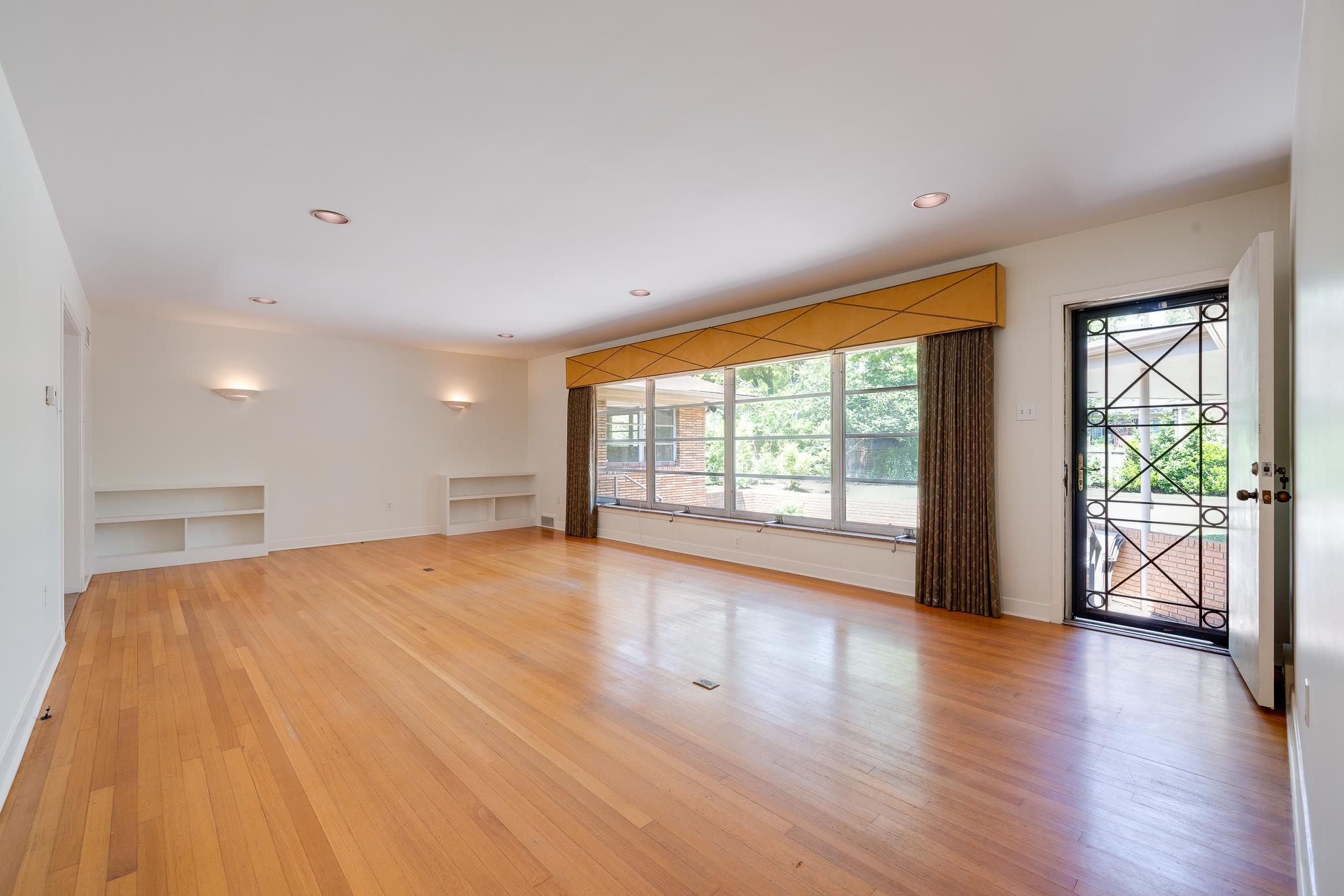 3976 Walnut Grove Road Memphis, TN 38111 - Photo 8 of 21