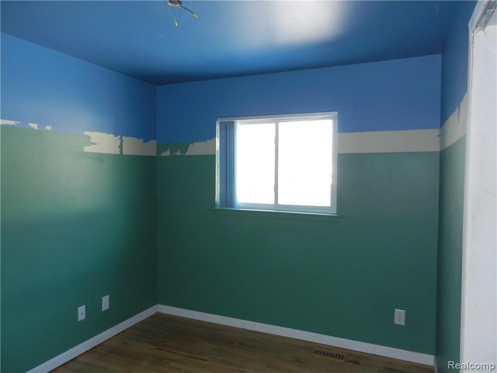 35523 Kelly Road Clinton Township, MI 48035 - Photo 7 of 10
