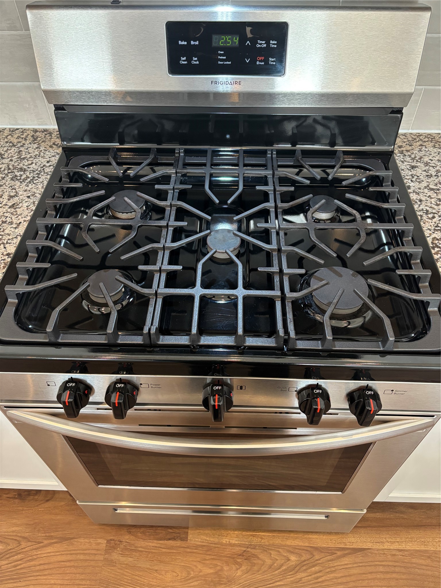 18401 Calasetta Drive Pflugerville, TX 78660 - Photo 14 of 35 Five gas burners. Ready for your holiday cooking