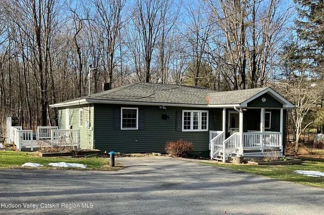 $429,000 | 7 Gardiner Park, New Paltz, NY 12561