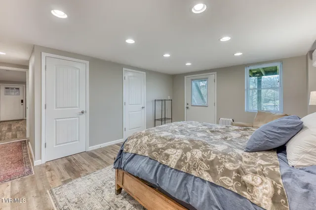 $399,985 | 7067 Reedy Creek Road, Bristol, VA 24202