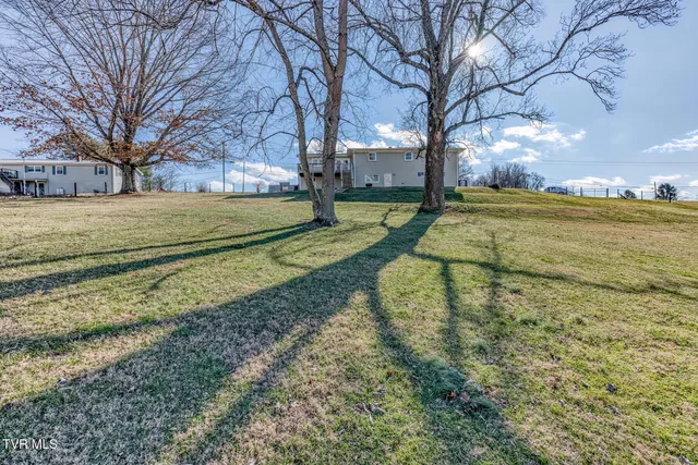 $399,985 | 7067 Reedy Creek Road, Bristol, VA 24202