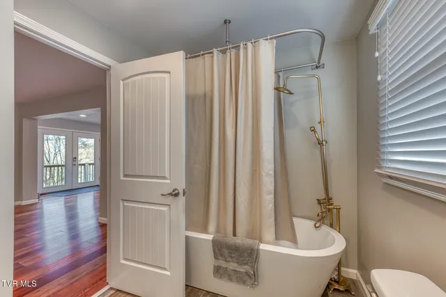 $399,985 | 7067 Reedy Creek Road, Bristol, VA 24202