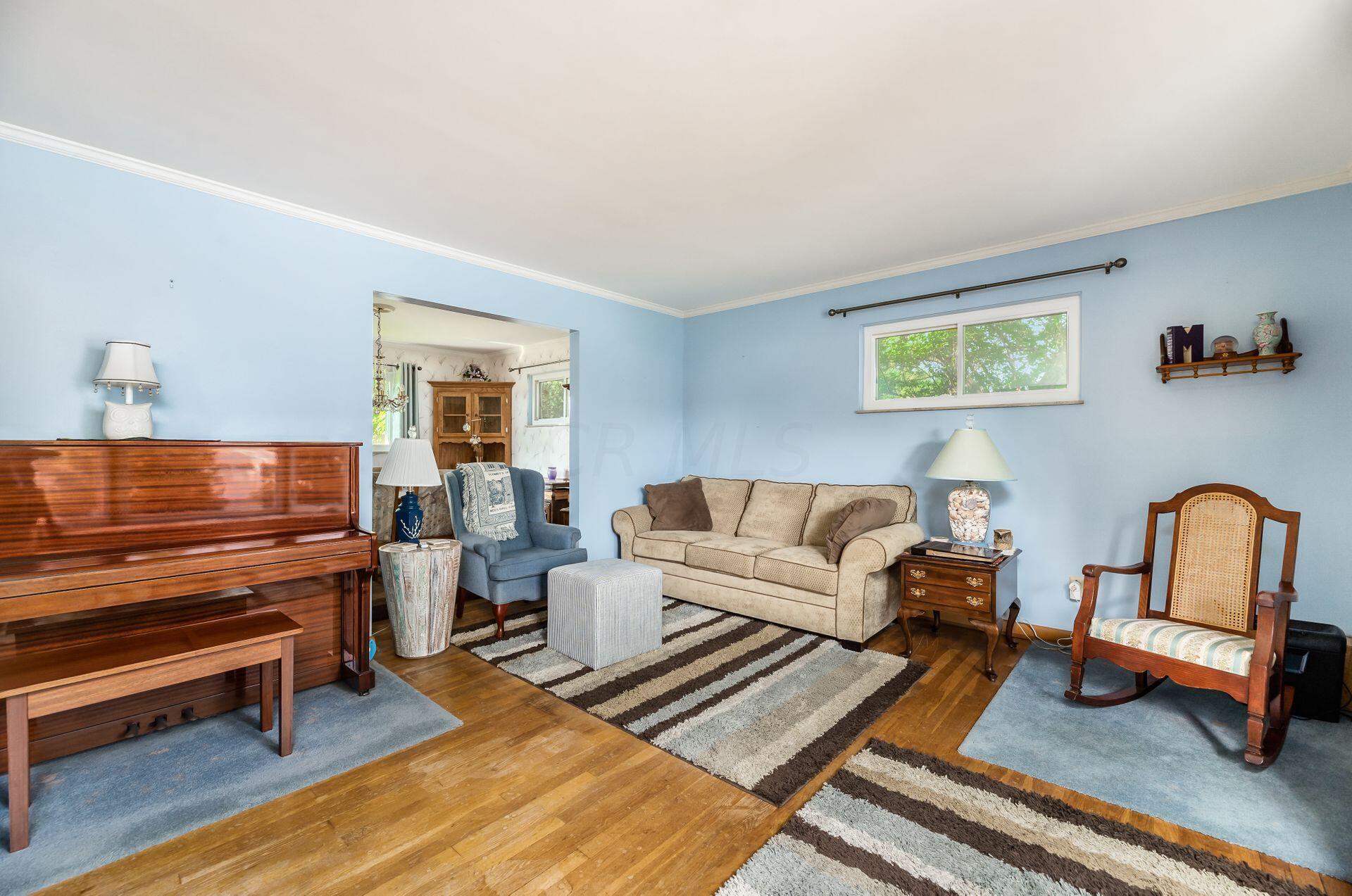 1711 Riverhill Road Columbus, OH 43221 - Photo 5 of 35 Gallery Image 5