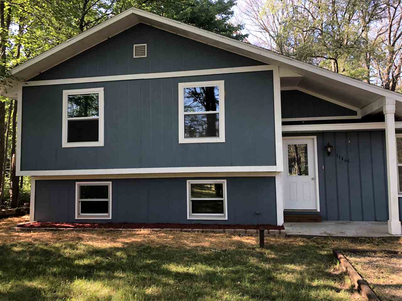 11465 East 34 Road Cadillac, MI 49601 - Photo 2 of 23 1890070-1.JPG