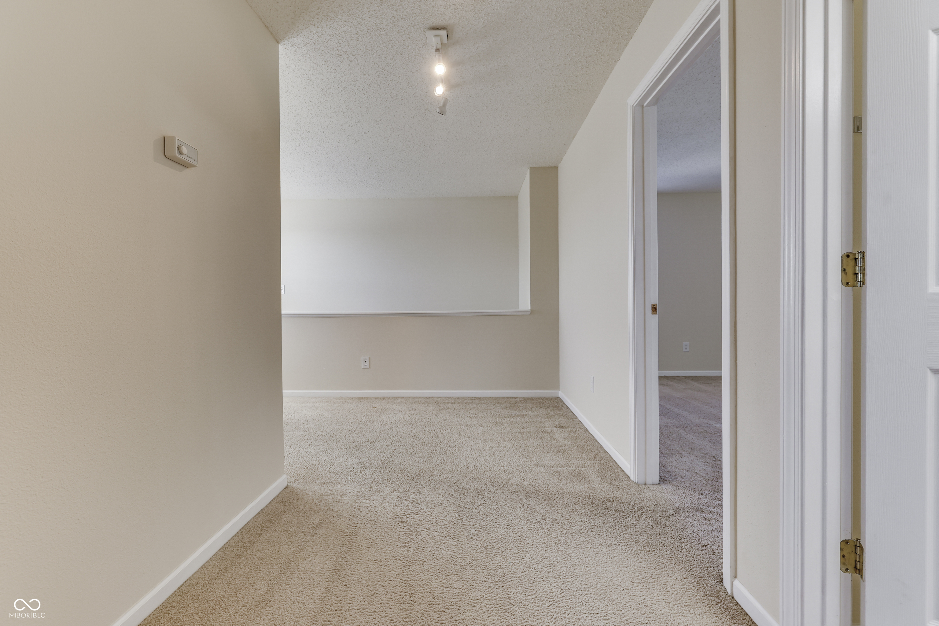 8121 Whitview Drive Indianapolis, IN 46237 - Photo 26 of 44