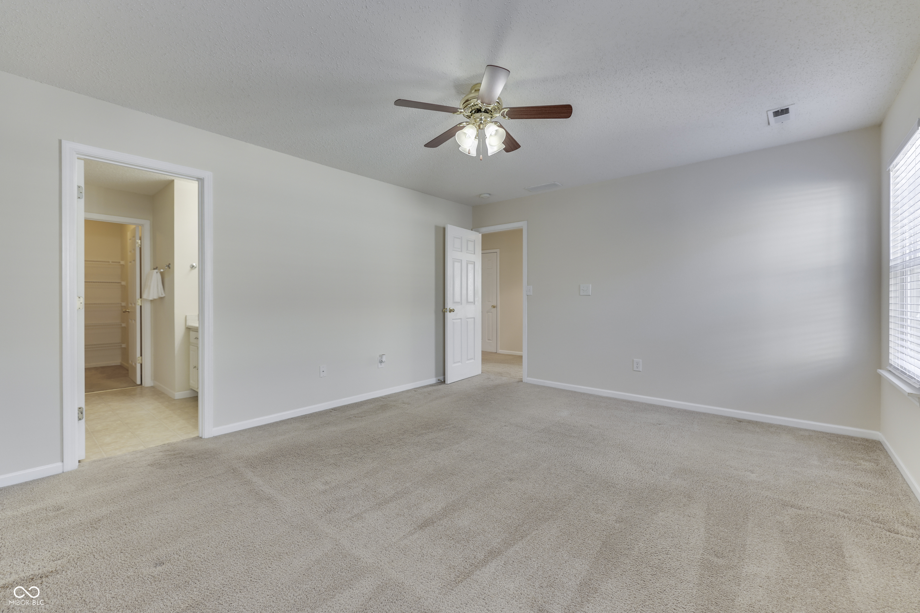 8121 Whitview Drive Indianapolis, IN 46237 - Photo 29 of 44