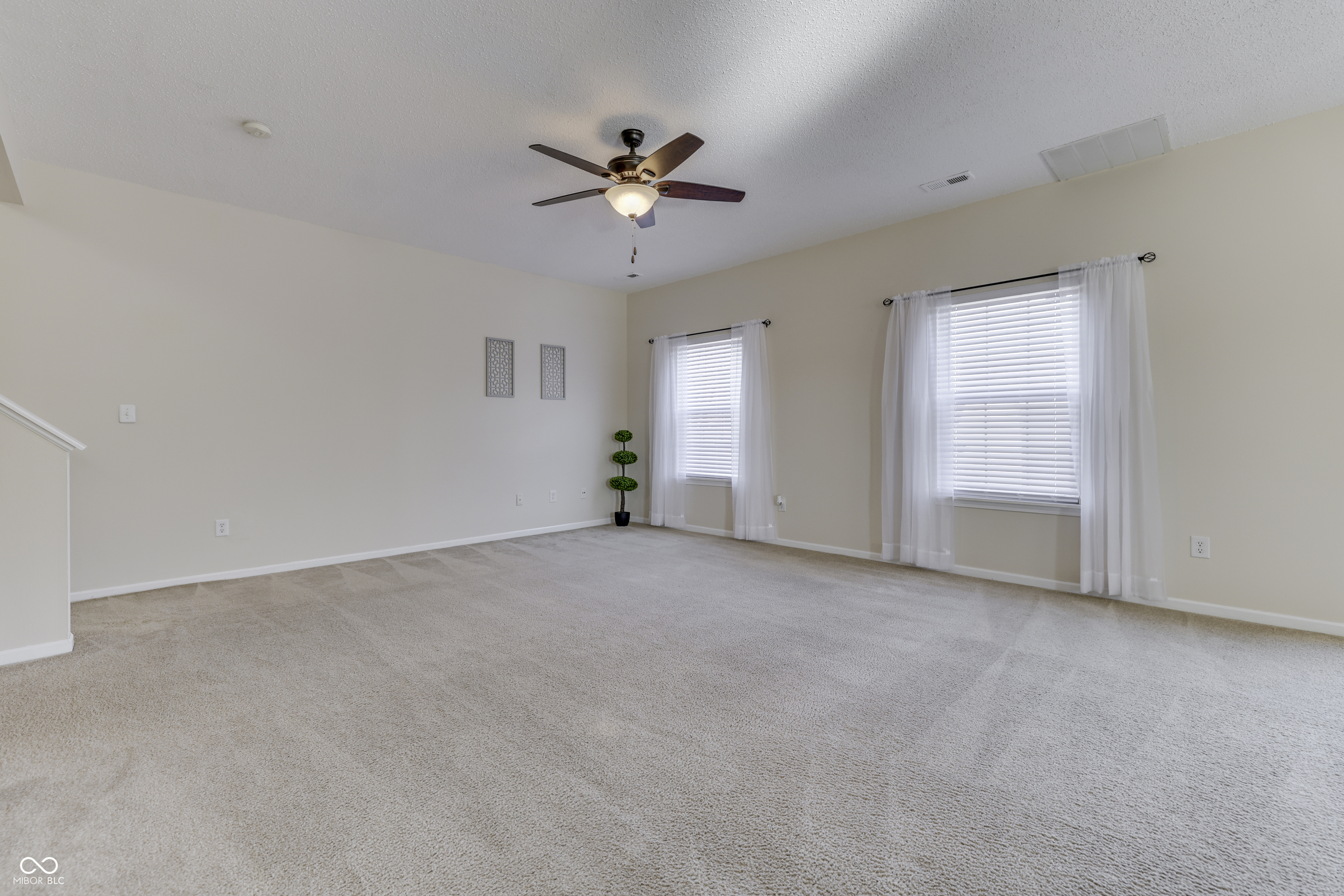 8121 Whitview Drive Indianapolis, IN 46237 - Photo 10 of 44