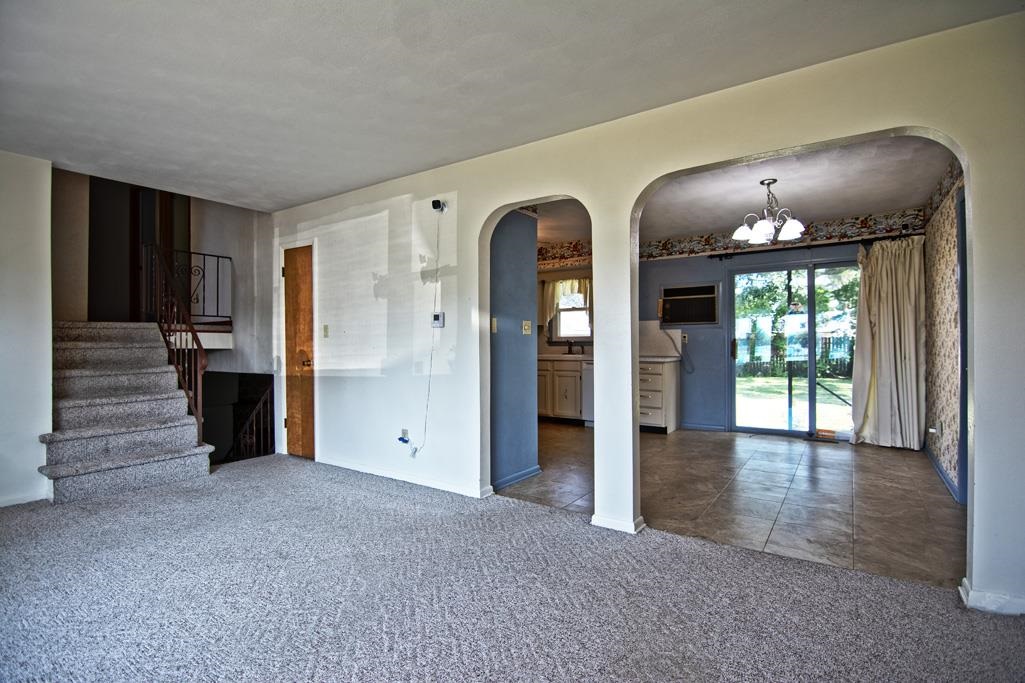 4112 Vistula Road Mishawaka, IN 46544 - Photo 2 of 25 Gallery Image 2