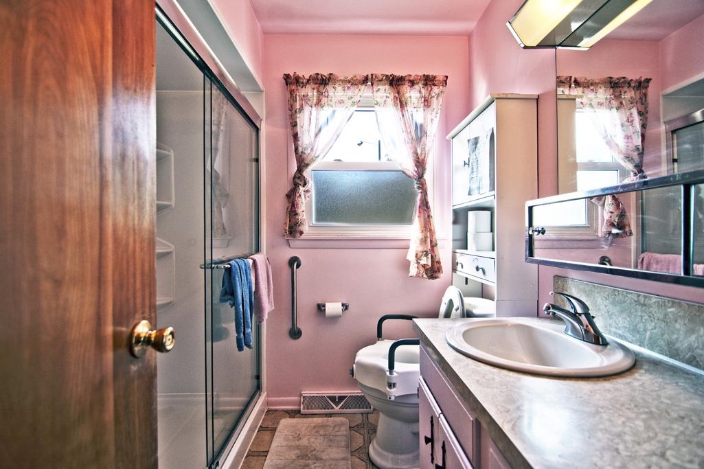 4112 Vistula Road Mishawaka, IN 46544 - Photo 11 of 25 Gallery Image 11