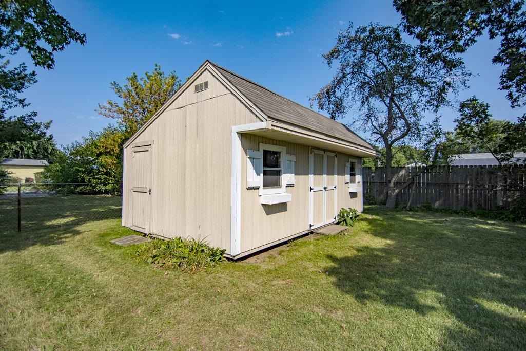 4112 Vistula Road Mishawaka, IN 46544 - Photo 22 of 25 Gallery Image 22