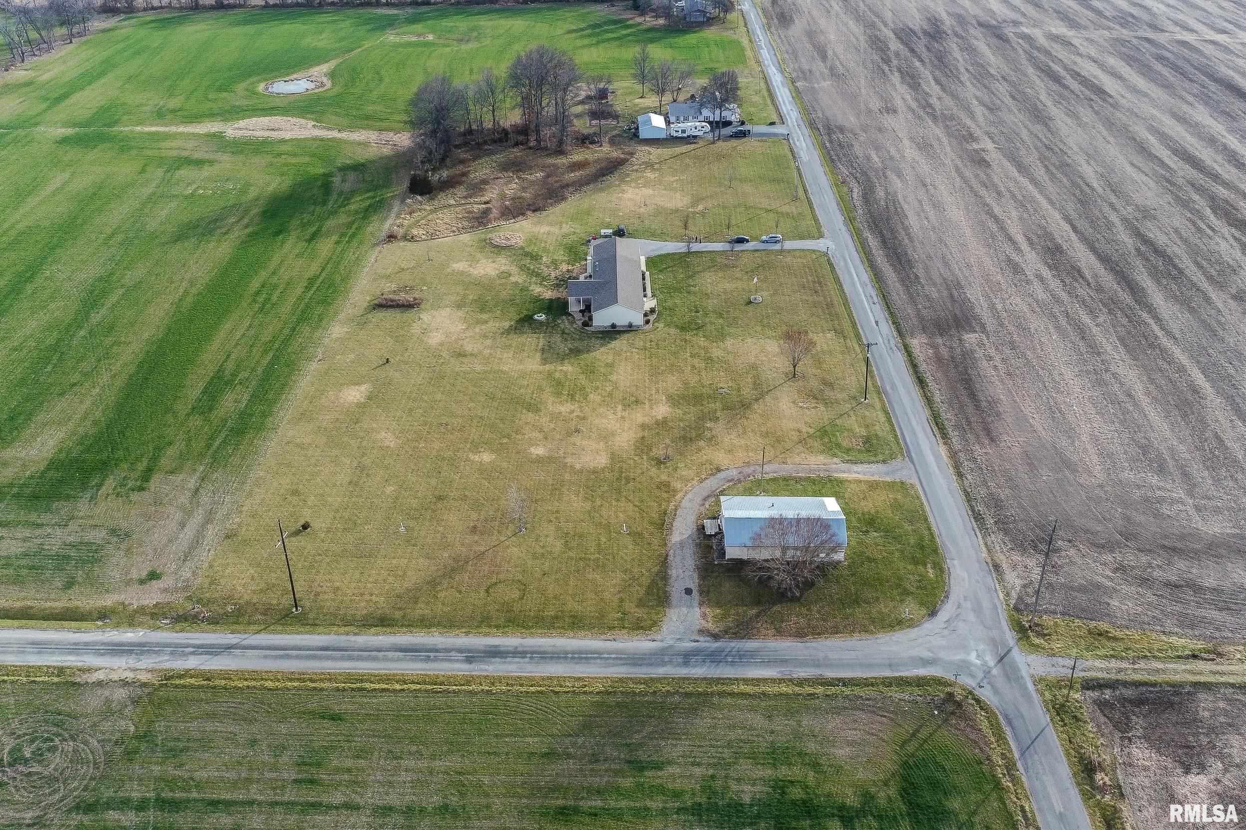 7610 Rod Gun Club Road Du Quoin, IL 62832 - Photo 3 of 49