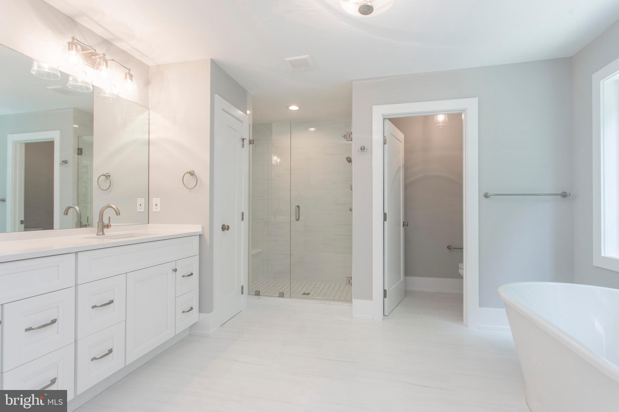 211 South Spring Mill Road Villanova, PA 19085 - Photo 44 of 66 Main bath