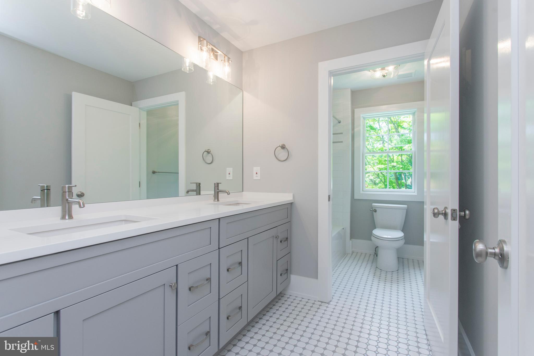 211 South Spring Mill Road Villanova, PA 19085 - Photo 56 of 66 Hallway bath