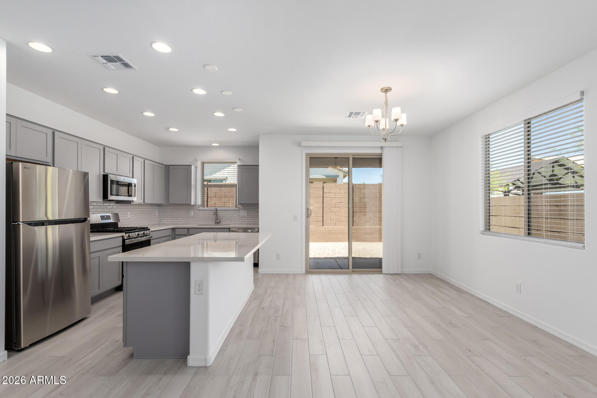 14436 West Sand Hills Road Surprise, AZ 85387 - Photo 8 of 29