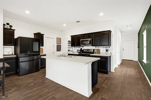 $250,000 | 14675 Cyn Pnes Lane, New Caney, TX 77357