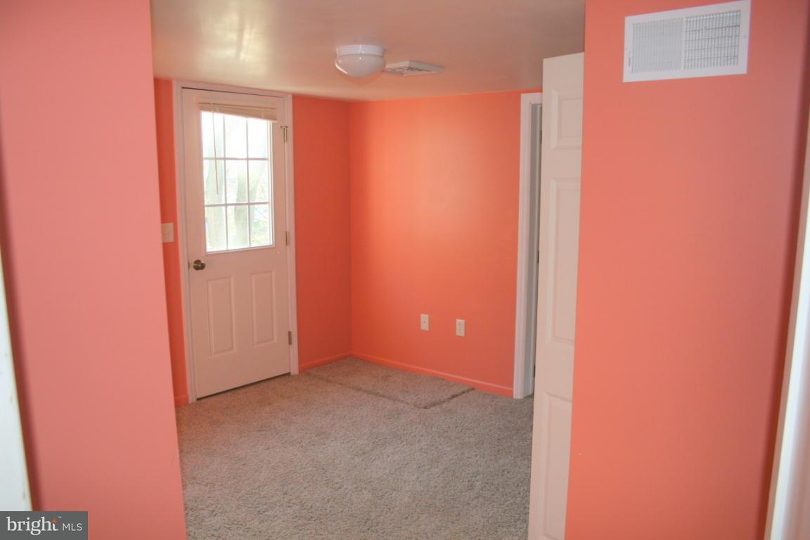 148 South Spruce Street Lititz, PA 17543 - Photo 30 of 34