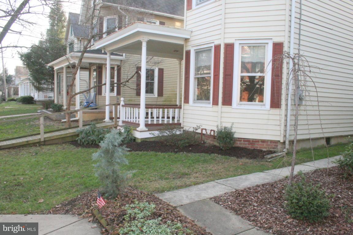 148 South Spruce Street Lititz, PA 17543 - Photo 7 of 34