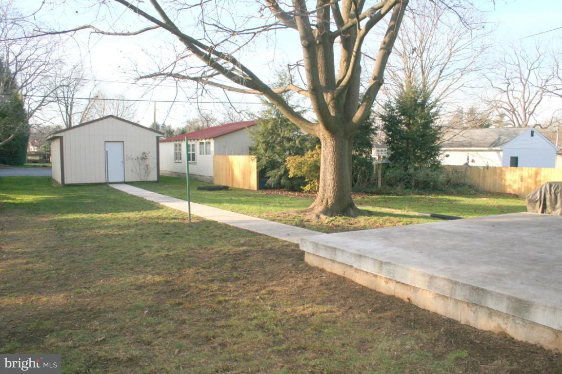 148 South Spruce Street Lititz, PA 17543 - Photo 9 of 34