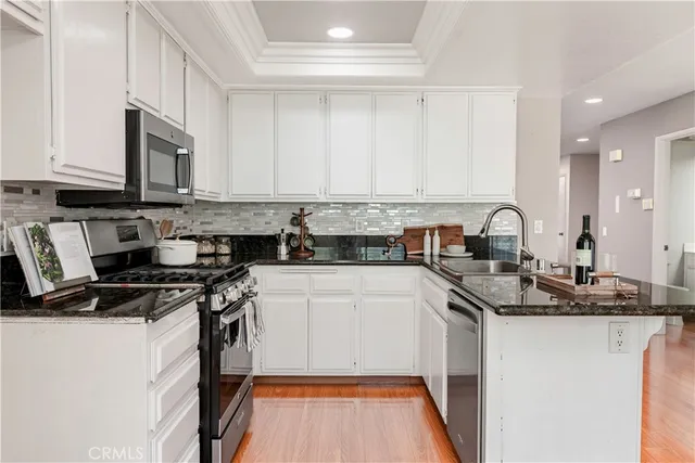 $779,000 | 18050 Prairie Avenue, Unit B, Torrance, CA 90504