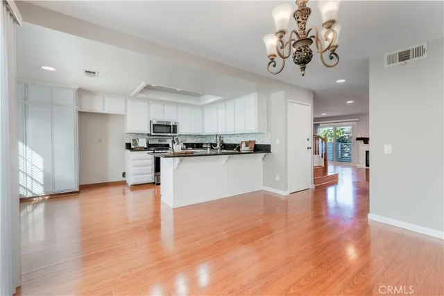 $779,000 | 18050 Prairie Avenue, Unit B, Torrance, CA 90504