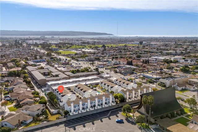 $779,000 | 18050 Prairie Avenue, Unit B, Torrance, CA 90504