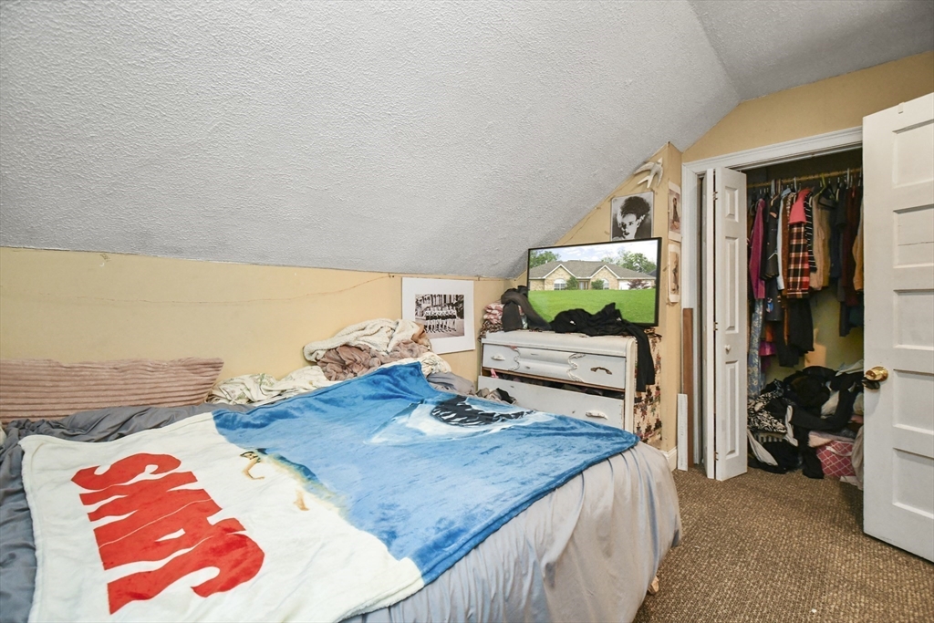 7 Nelson Street Webster, MA 01570 - Photo 35 of 41 Gallery Image 35