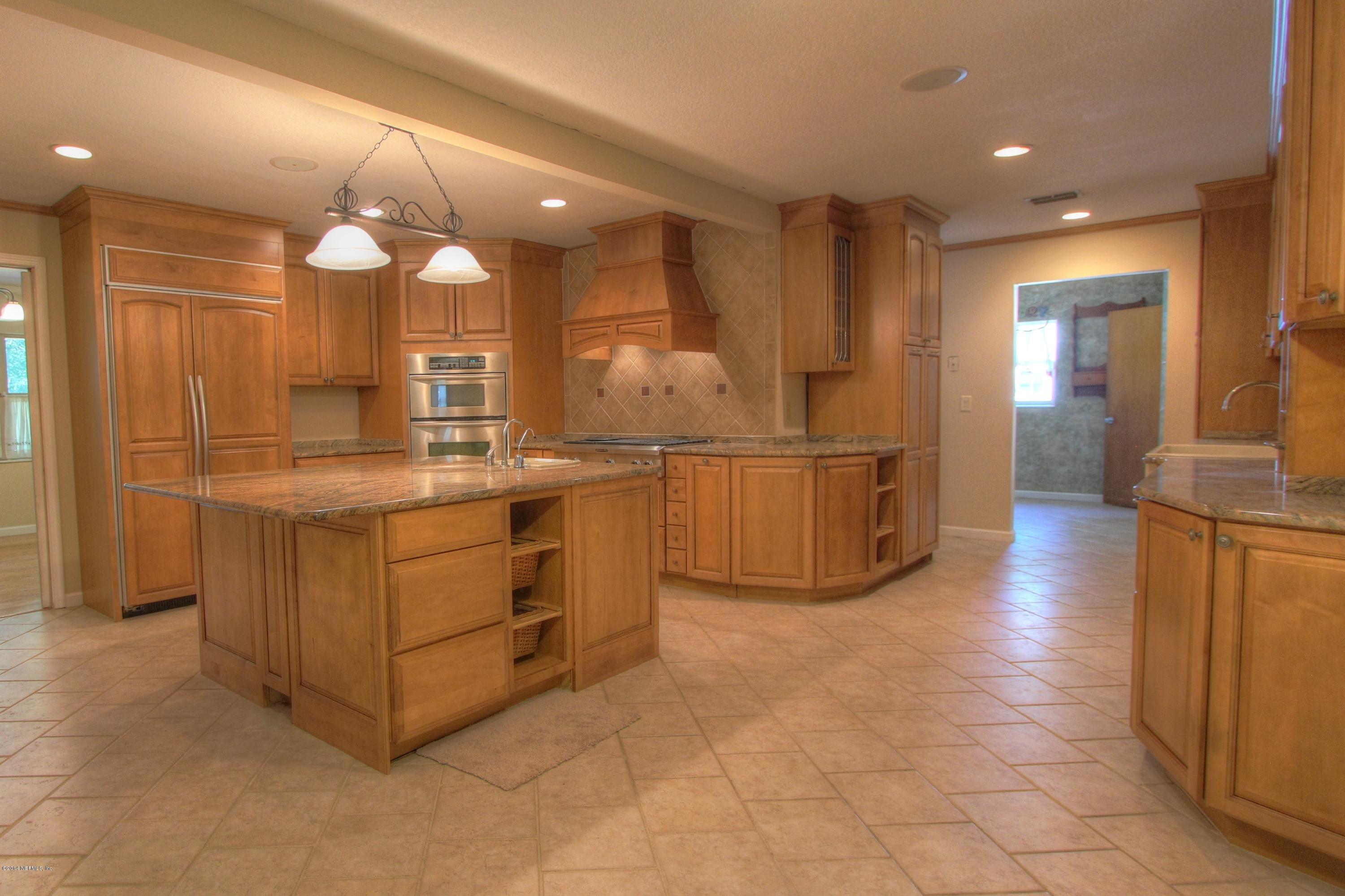 8976 Snellgrove Road Jacksonville, FL 32220 - Photo 25 of 43 Kitchen