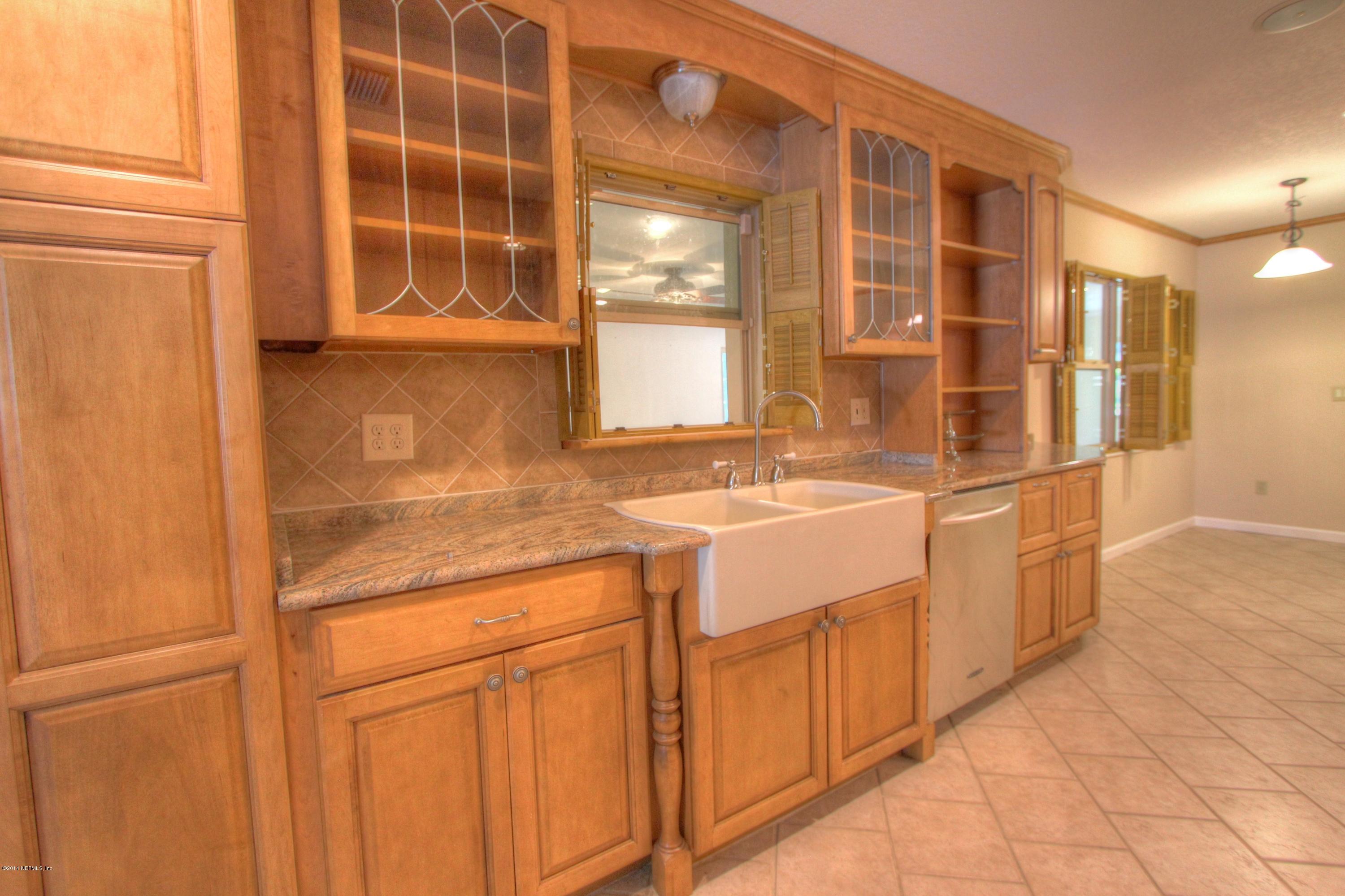 8976 Snellgrove Road Jacksonville, FL 32220 - Photo 28 of 43 Kitchen