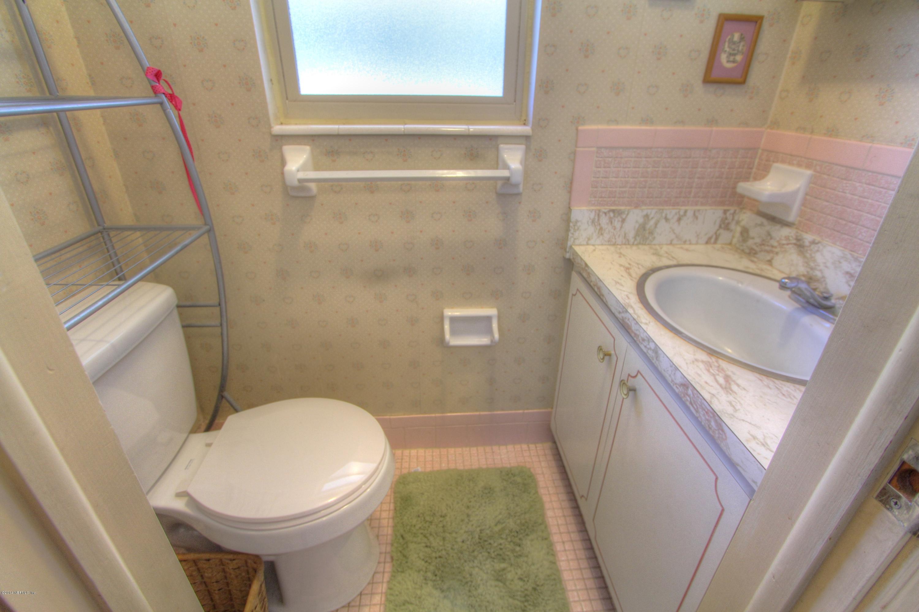 8976 Snellgrove Road Jacksonville, FL 32220 - Photo 35 of 43 Powder Room 1/2 Bath