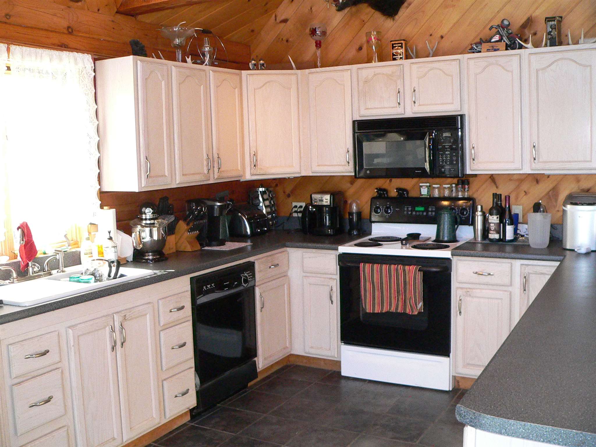 45 Potash Brook Road Pittsburg, NH 03592 - Photo 11 of 29 Gallery Image 11