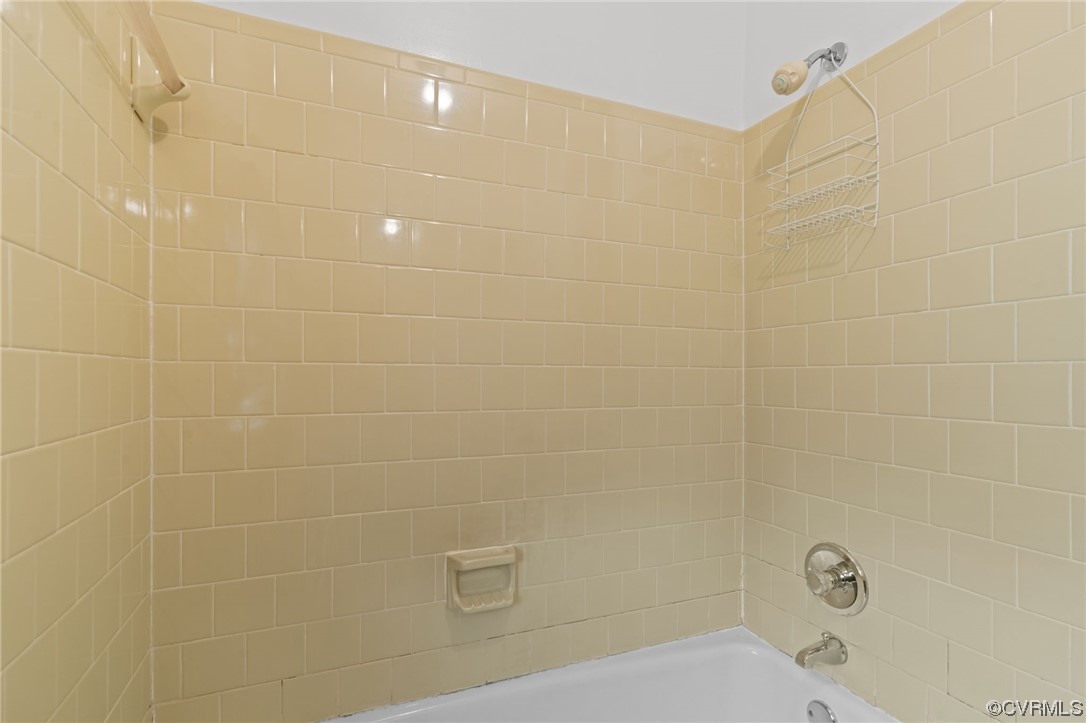 3980 Cedar Plains Road Sandy Hook, VA 23153 - Photo 14 of 18 a bathroom with a bathtub