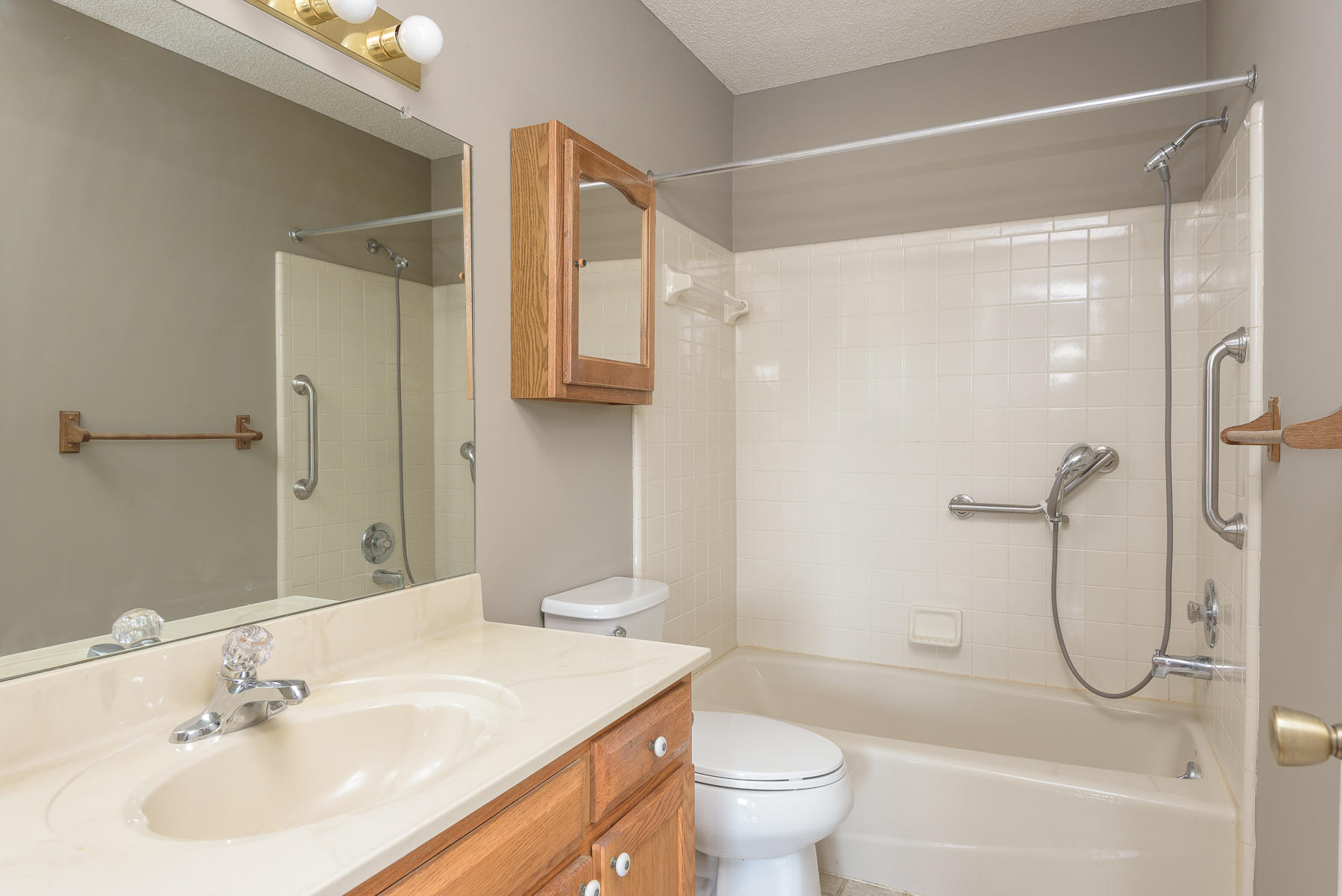 6677 Hickory Brook Road Chattanooga, TN 37421 - Photo 16 of 29 Master Bathroom