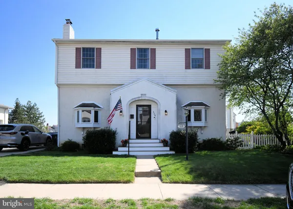$565,000 | 528 Berkeley Avenue, Jenkintown, PA 19046