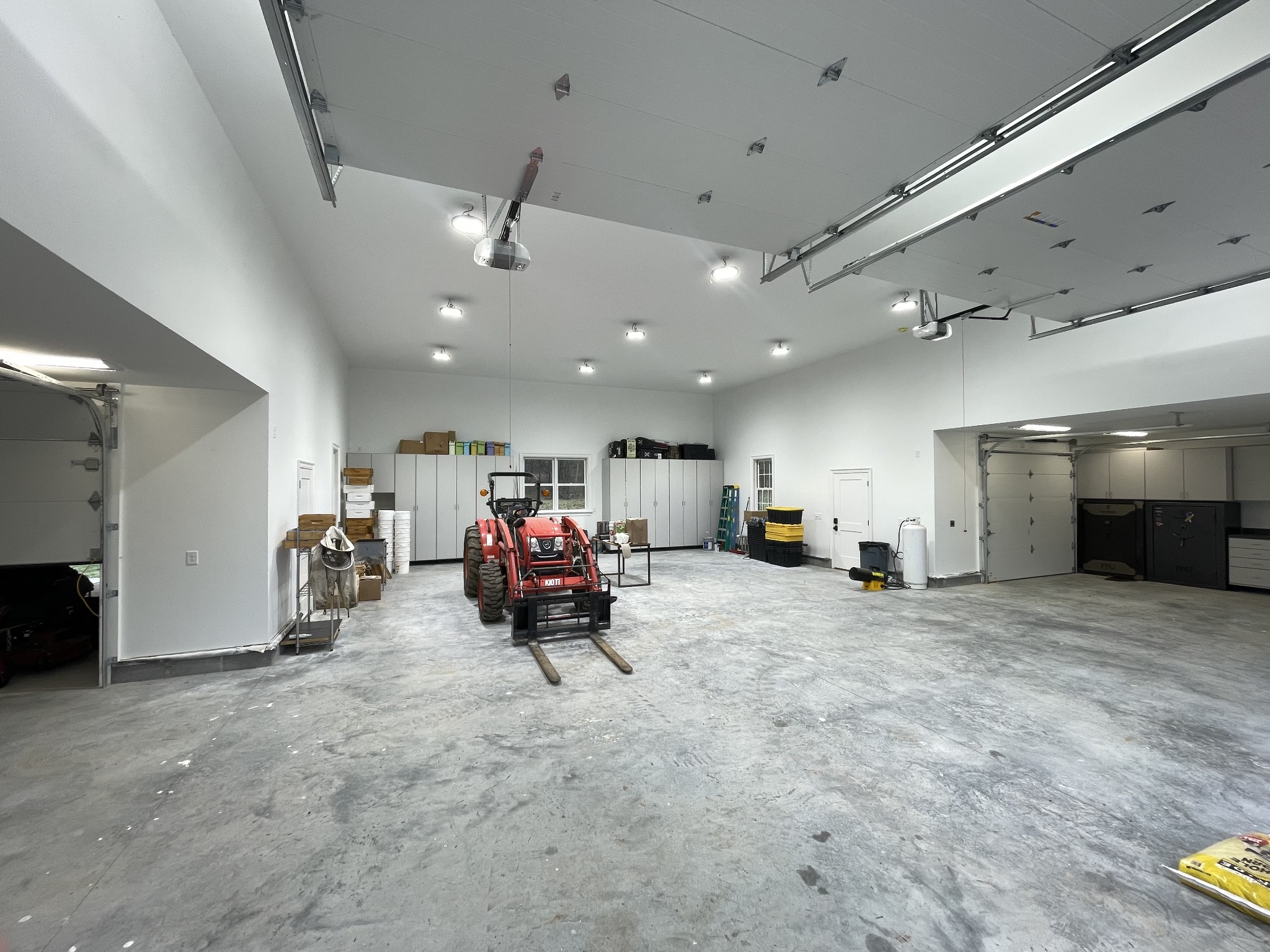 4388 Stenberg Road Whites Creek, TN 37189 - Photo 44 of 61 a view of a big room with gym equipment