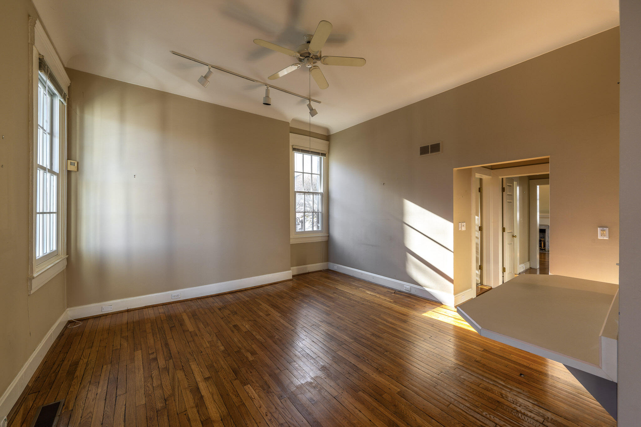 420-422 Riverside Drive Covington, KY 41011 - Photo 16 of 50 Gallery Image 16