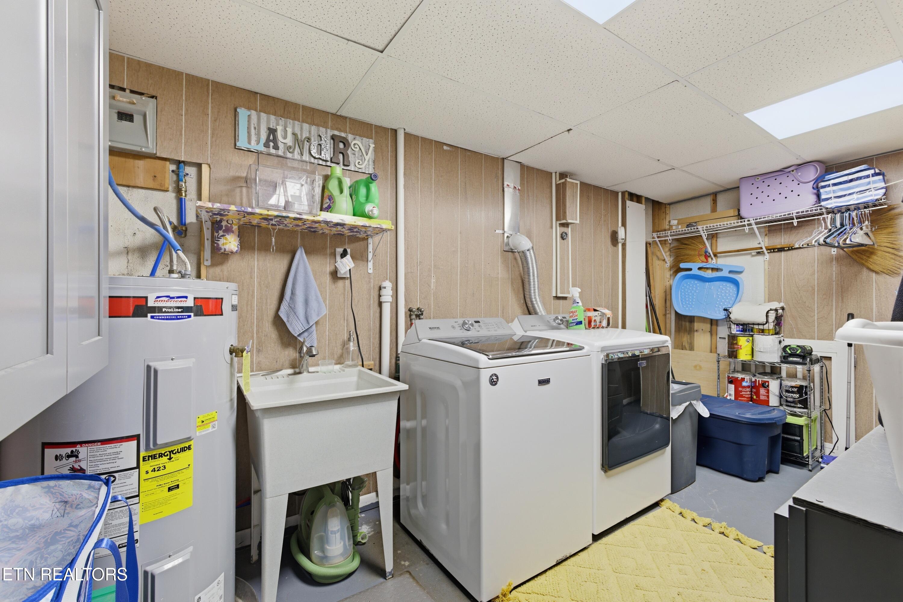 402 Bluff Road Kingston, TN 37763 - Photo 21 of 39 1N9A7617