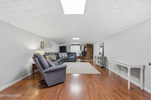 $450,000 | 402 Bluff Road, Kingston, TN 37763